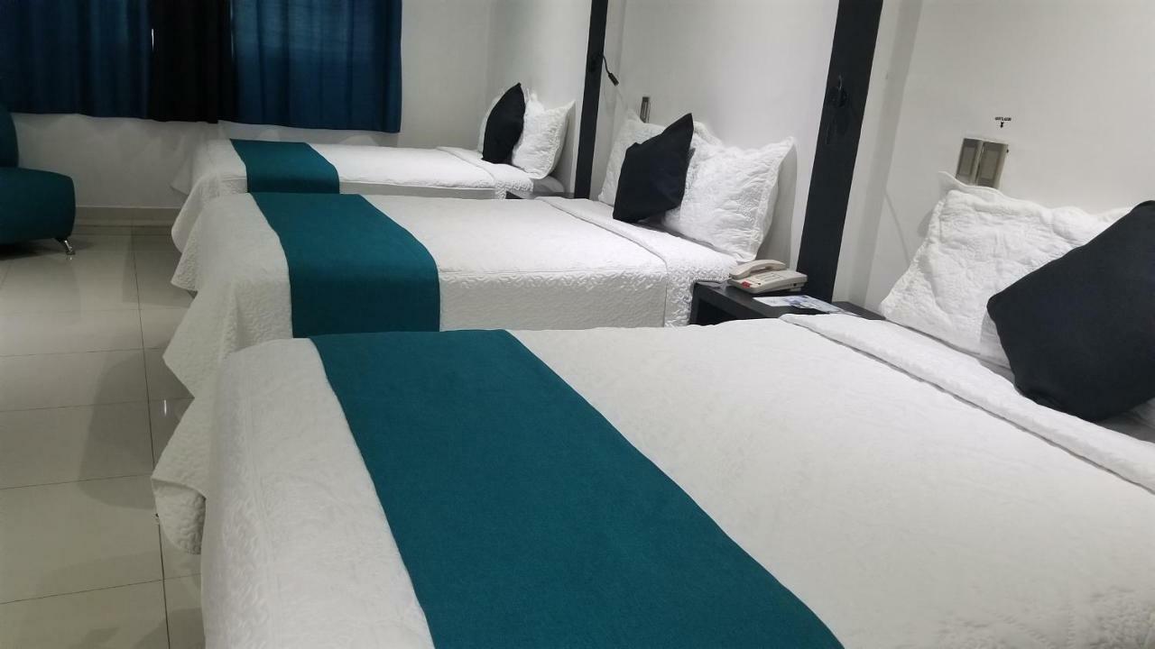 Hotel Dluxe&Suites San Juan de los Lagos Extérieur photo