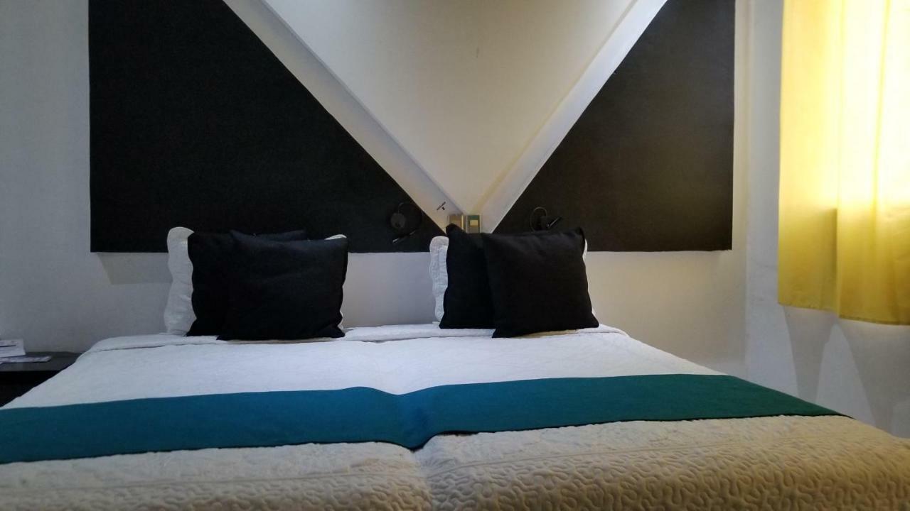 Hotel Dluxe&Suites San Juan de los Lagos Extérieur photo